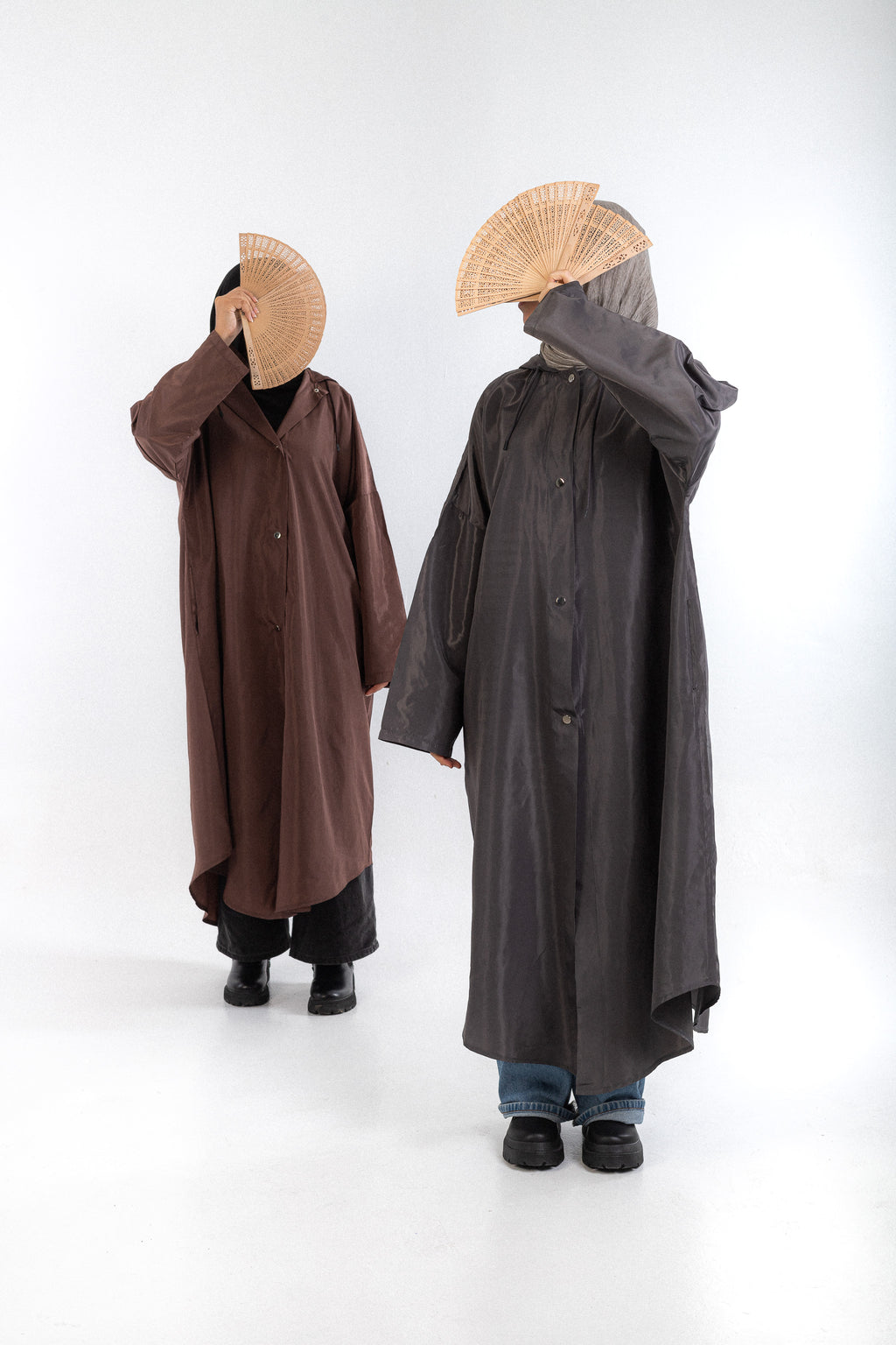 Sayl Raincoat Brown